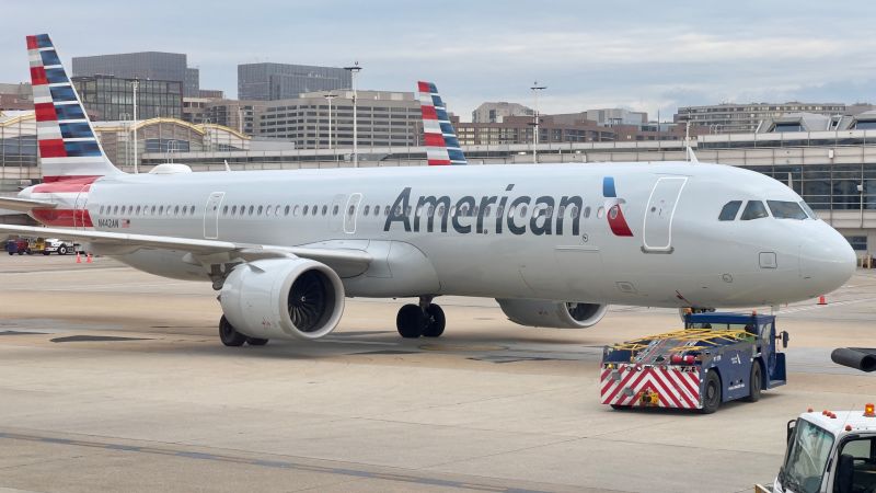 Il Dipartimento dei trasporti ha comminato la più grande multa mai vista ad American Airlines per ritardi in pista