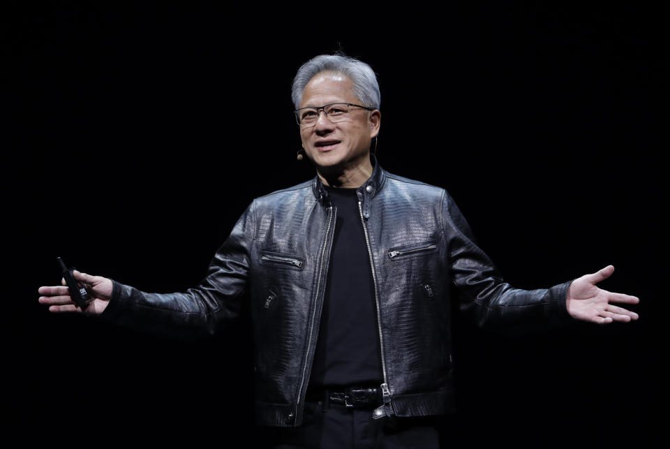 Il presidente e CEO di Nvidia Jensen Huang tiene un discorso durante il Computex 2024 a Taipei, Taiwan, domenica 2 giugno 2024. (AP Photo/Chiang Ying-ying)