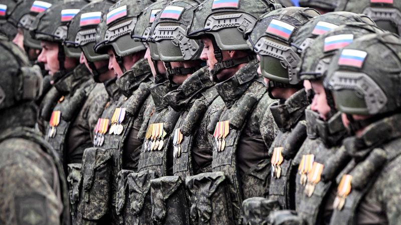 Guerra in Ucraina: la Russia offre ai moscoviti la cifra record di 22.000 dollari per arruolarsi nell’esercito