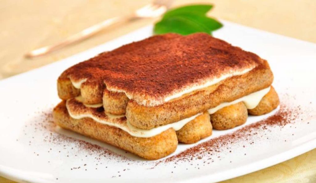 Tiramisù, la ricetta per farlo senza bisogno delle uova: così otterrete un dolce gustoso ma leggero